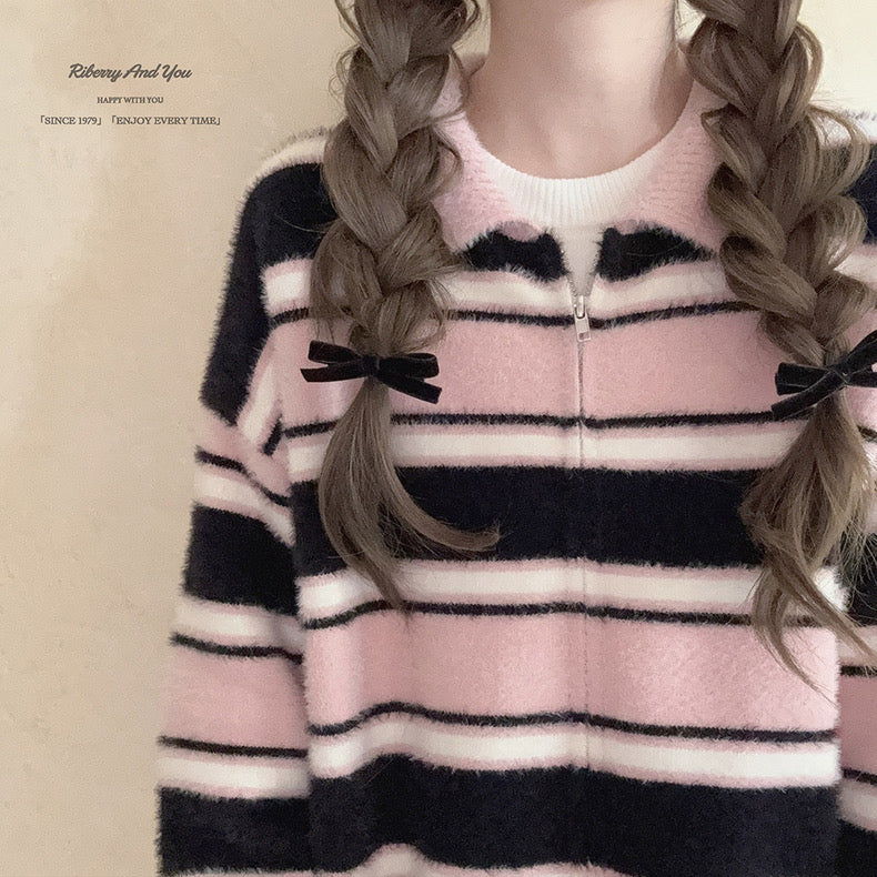 Get trendy with Blackpink faux fur polo oversized sweater - Sweater available at Peiliee Shop. Grab yours for $25.50 today!