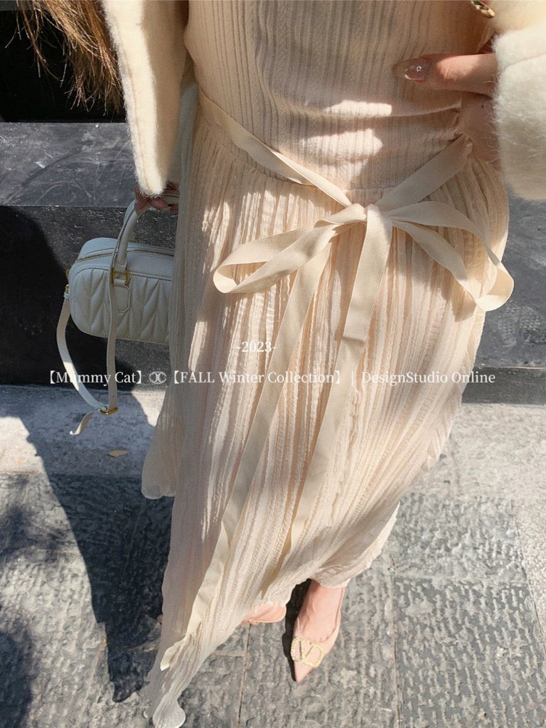 Get trendy with [Mummy Cat] Parisian Sunset Lace Midi Dress Gown -  available at Peiliee Shop. Grab yours for $68 today!