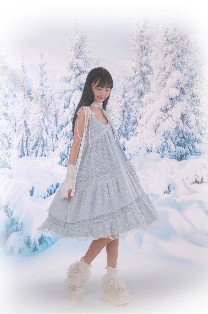 Get trendy with [Rose Island] Icy Snow Feather Dress -  available at Peiliee Shop. Grab yours for $57 today!
