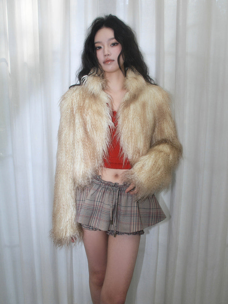 Get trendy with [illimite] Cocoa Haze Faux Fur Coat - Coats & Jackets available at Peiliee Shop. Grab yours for $85 today!