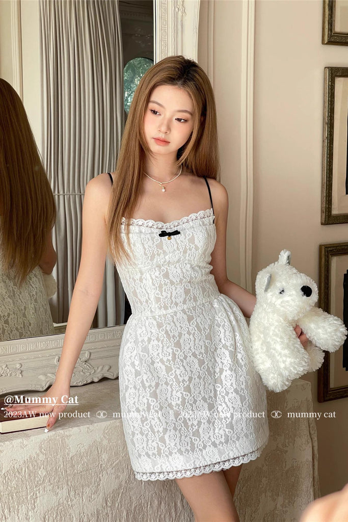 Get trendy with [Mummy Cat] Falling Dreams Lace Bodycon Mini Dress - Dresses available at Peiliee Shop. Grab yours for $55 today!