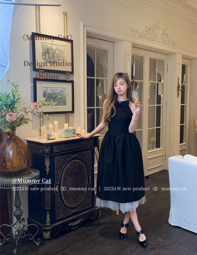 Get trendy with [Mummy Cat] Audrey Noir Elegance Midi Dress - Clothing available at Peiliee Shop. Grab yours for $69.90 today!