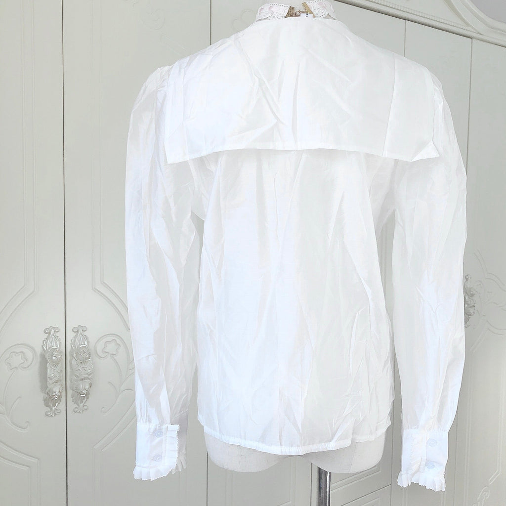 Get trendy with [Mid Season Sale] Cloudy Ribbon Handmade Shirt -  available at Peiliee Shop. Grab yours for $35 today!