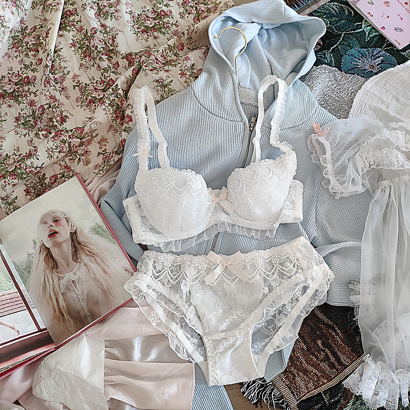 Get trendy with Angel Ribbon for stars and roses Bra Set - lingerie available at Peiliee Shop. Grab yours for $26 today!