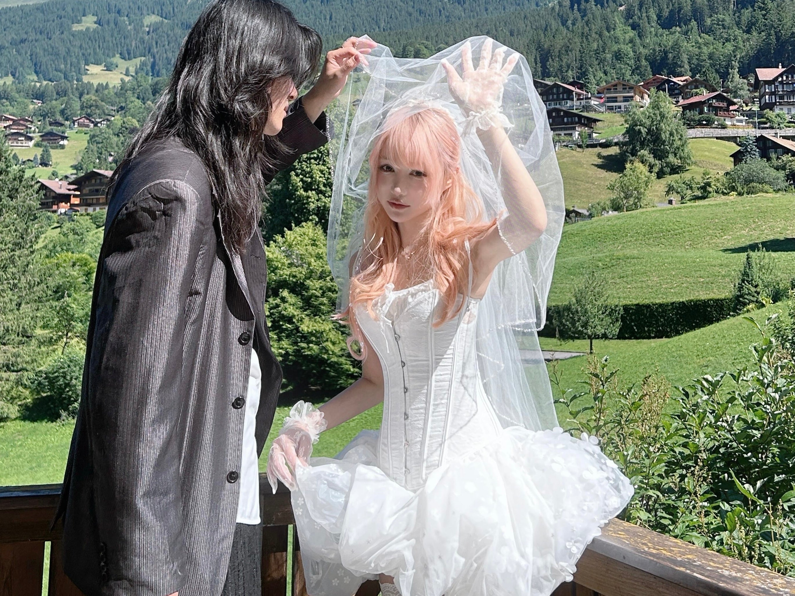 ❄️ A Wedding Above the Clouds ♡ Rose Island