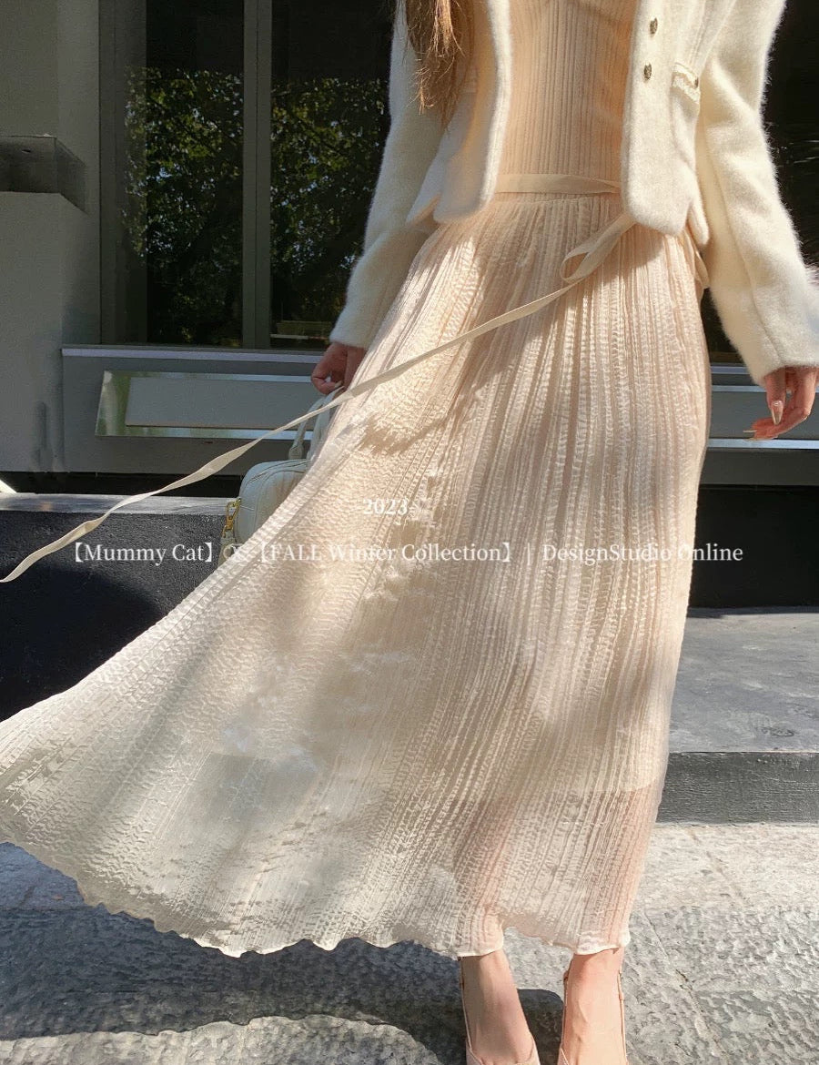 Get trendy with [Mummy Cat] Parisian Sunset Lace Midi Dress Gown -  available at Peiliee Shop. Grab yours for $68 today!