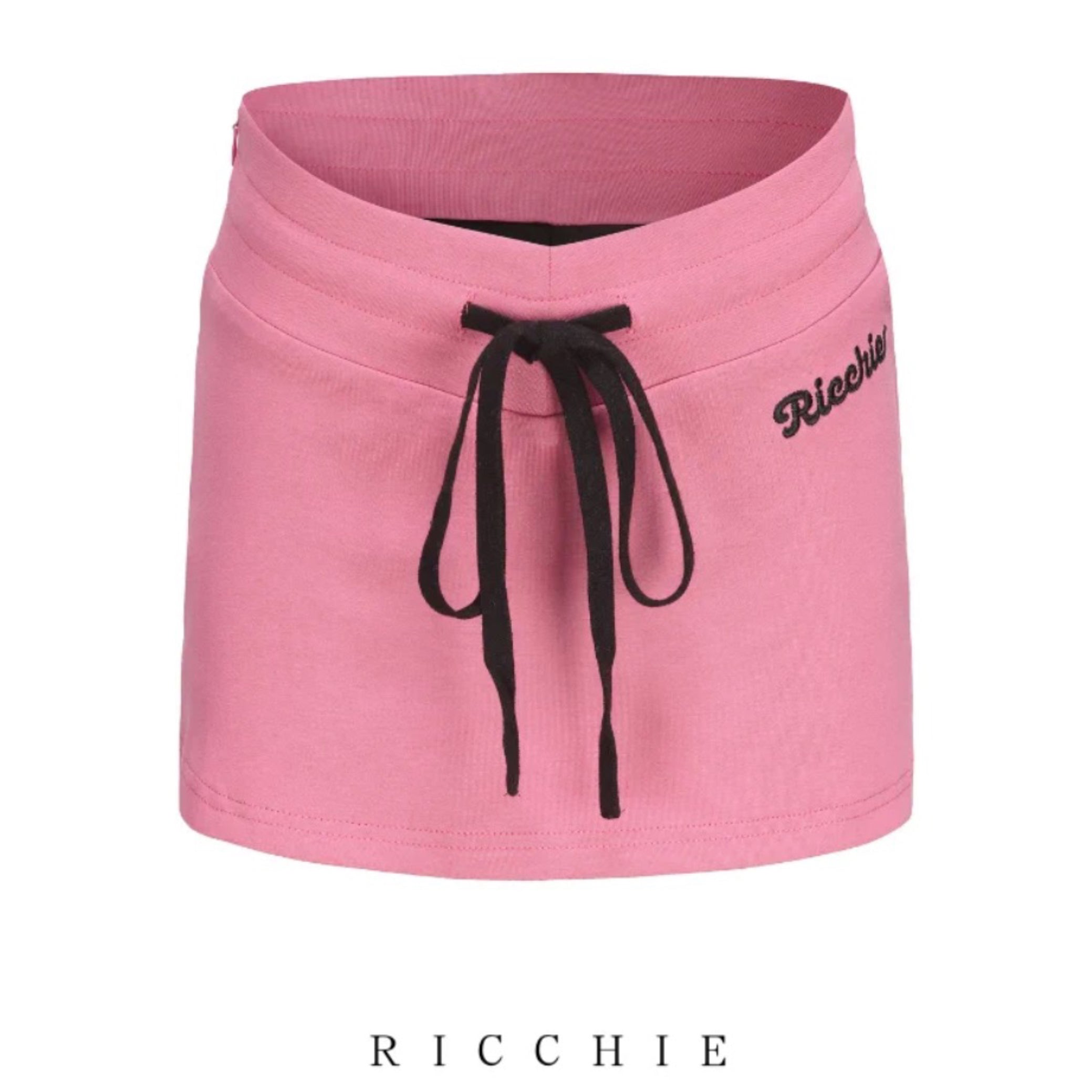 Get trendy with [Ricchie]Retro American Sport Mini Skirt -  available at Peiliee Shop. Grab yours for $36 today!