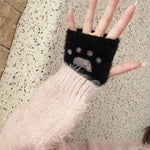 Get trendy with [Faux Fur] 5 Colors Sweet Kitty Paws-Pattern Gloves - Accessories available at Peiliee Shop. Grab yours for $9.90 today!