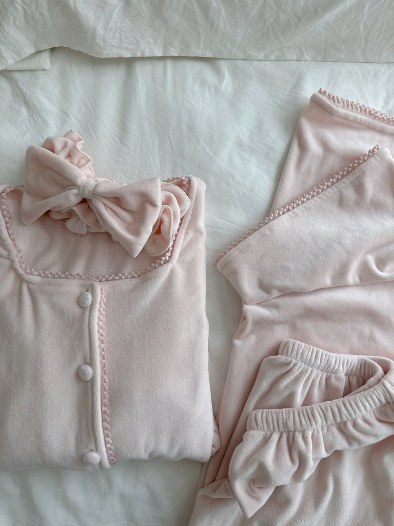 [Basic] Dream Island Pink Velvet Pajama Set - Premium Clothing from Basic - Just $29.90! Shop now at Peiliee Shop