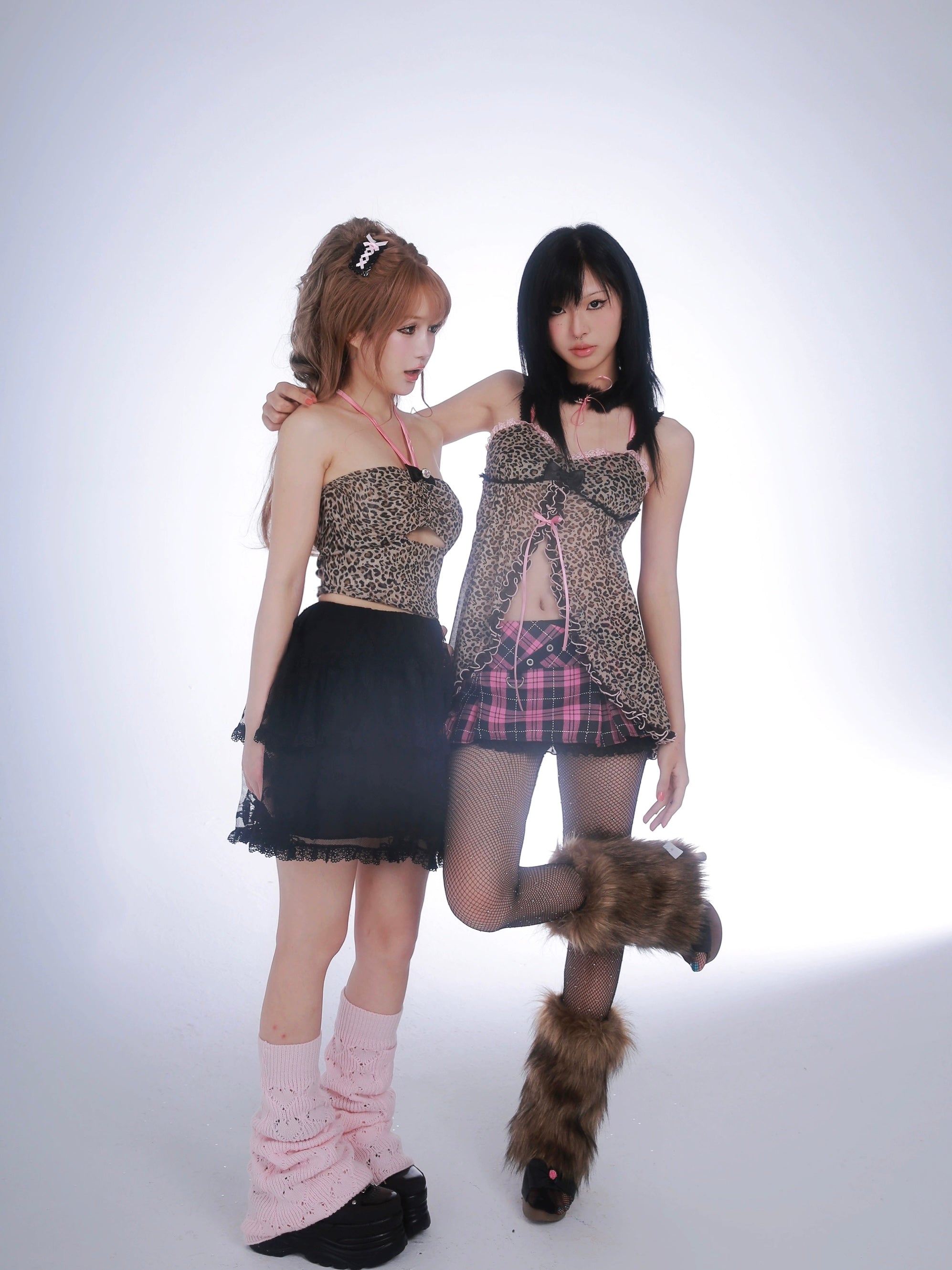 Get trendy with [Evil tooth] I’m gonna pop ur bubblegum heart - y2k Gyaru girl leopard print crop top and mini skirt set - Shirts & Tops available at Peiliee Shop. Grab yours for $35 today!