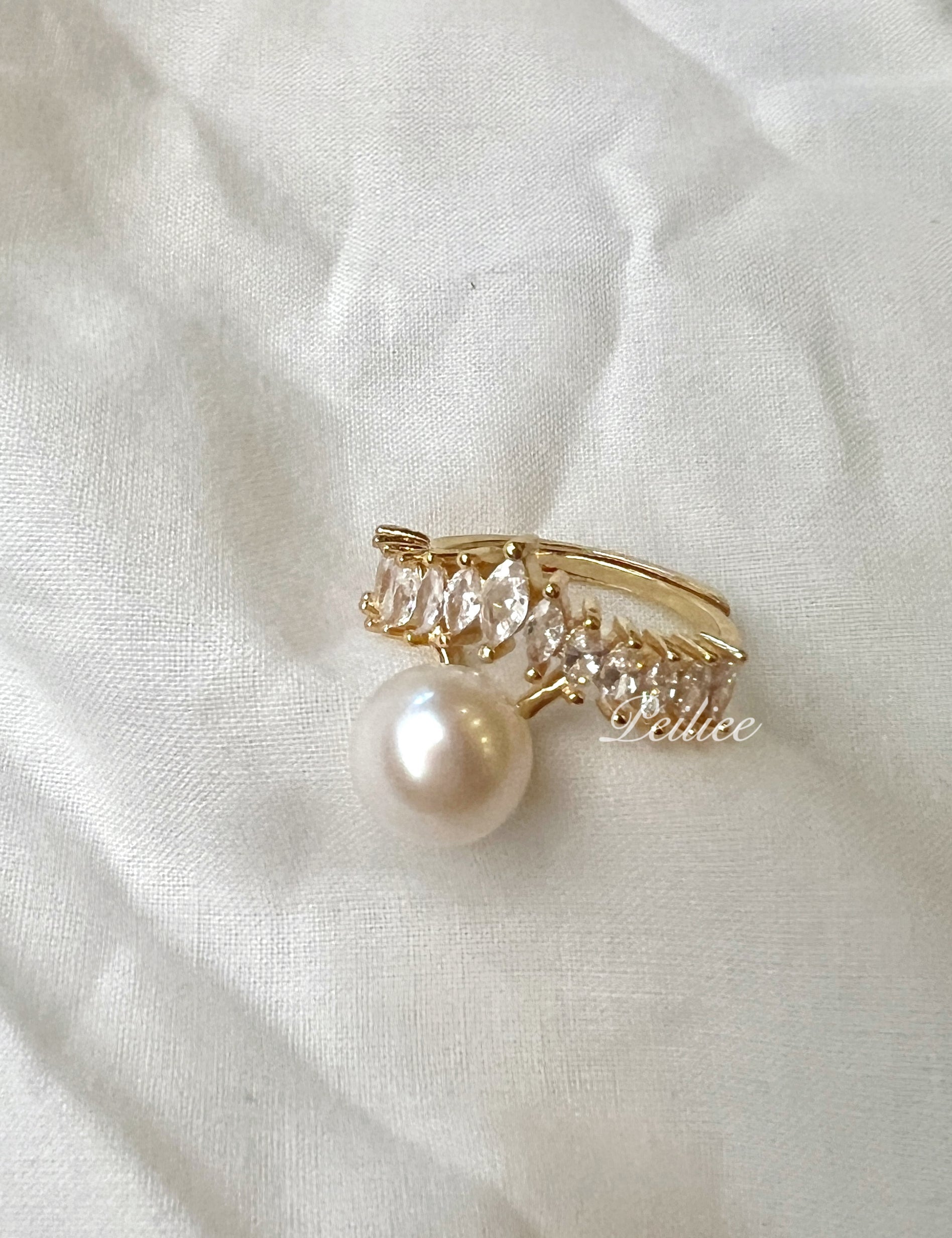 Get trendy with Love Me Like You Do Crystal 9-10mm Freshwater Pearl Ring -  available at Peiliee Shop. Grab yours for $19.90 today!