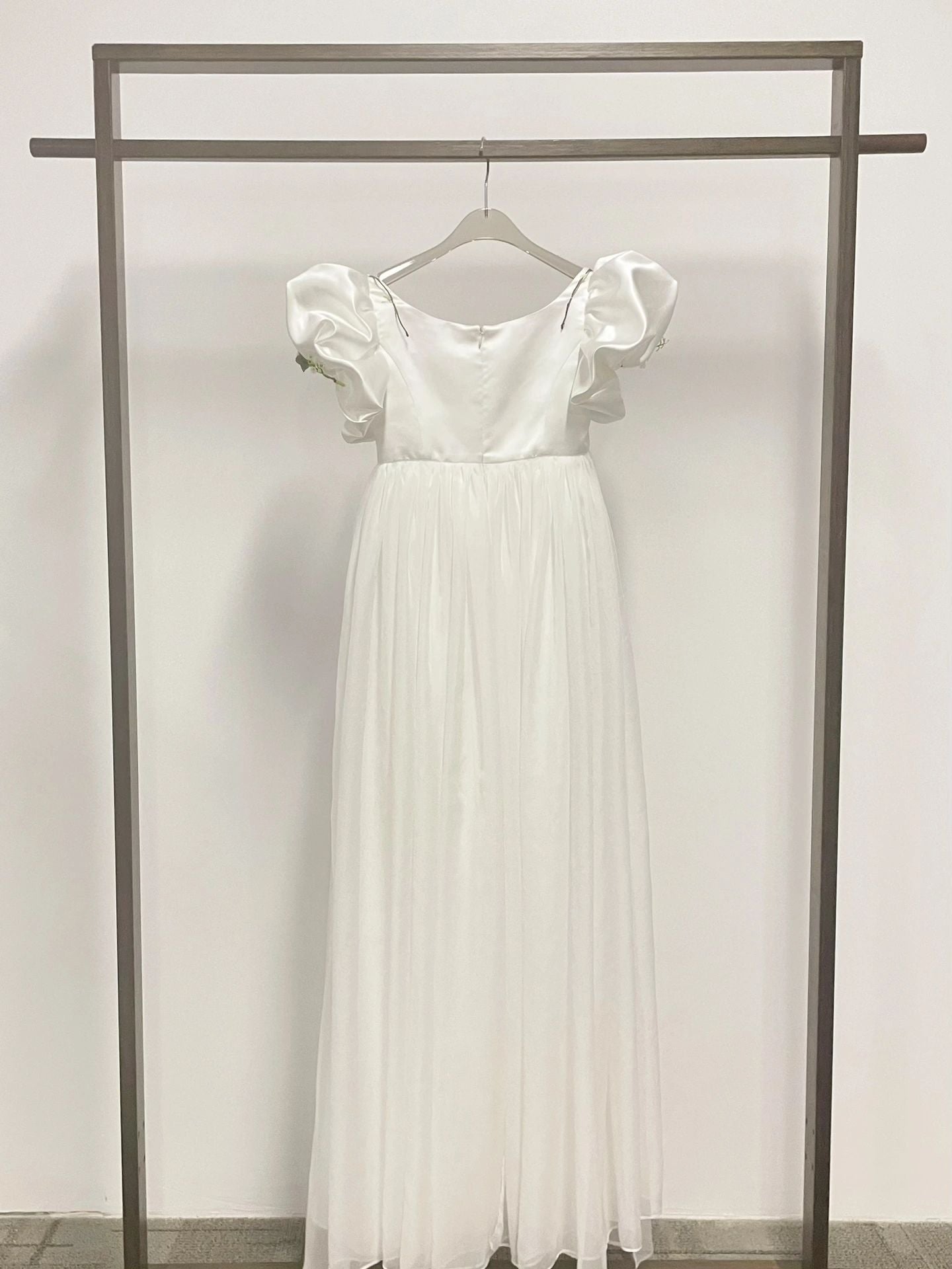 Get trendy with [Tailor Made Size] Lily Frost fall empire dress gown -  available at Peiliee Shop. Grab yours for $159 today!