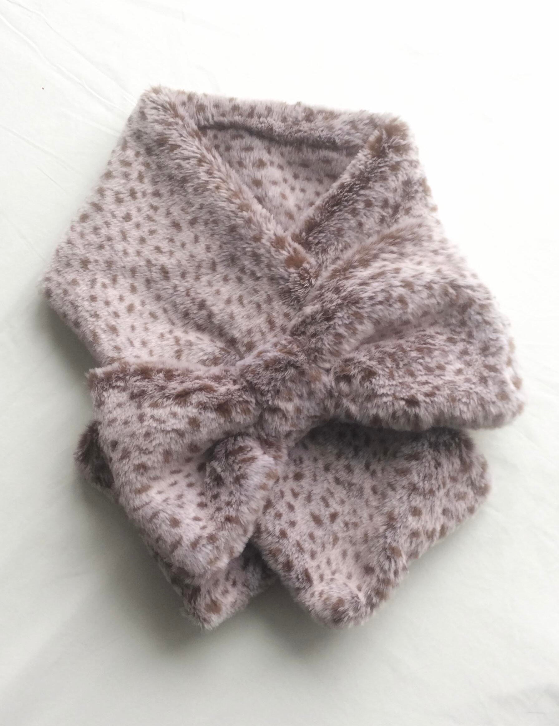 Get trendy with Sic Astra Coquette kitty faux fur ribbon scarf - Accessories available at Peiliee Shop. Grab yours for $19.90 today!