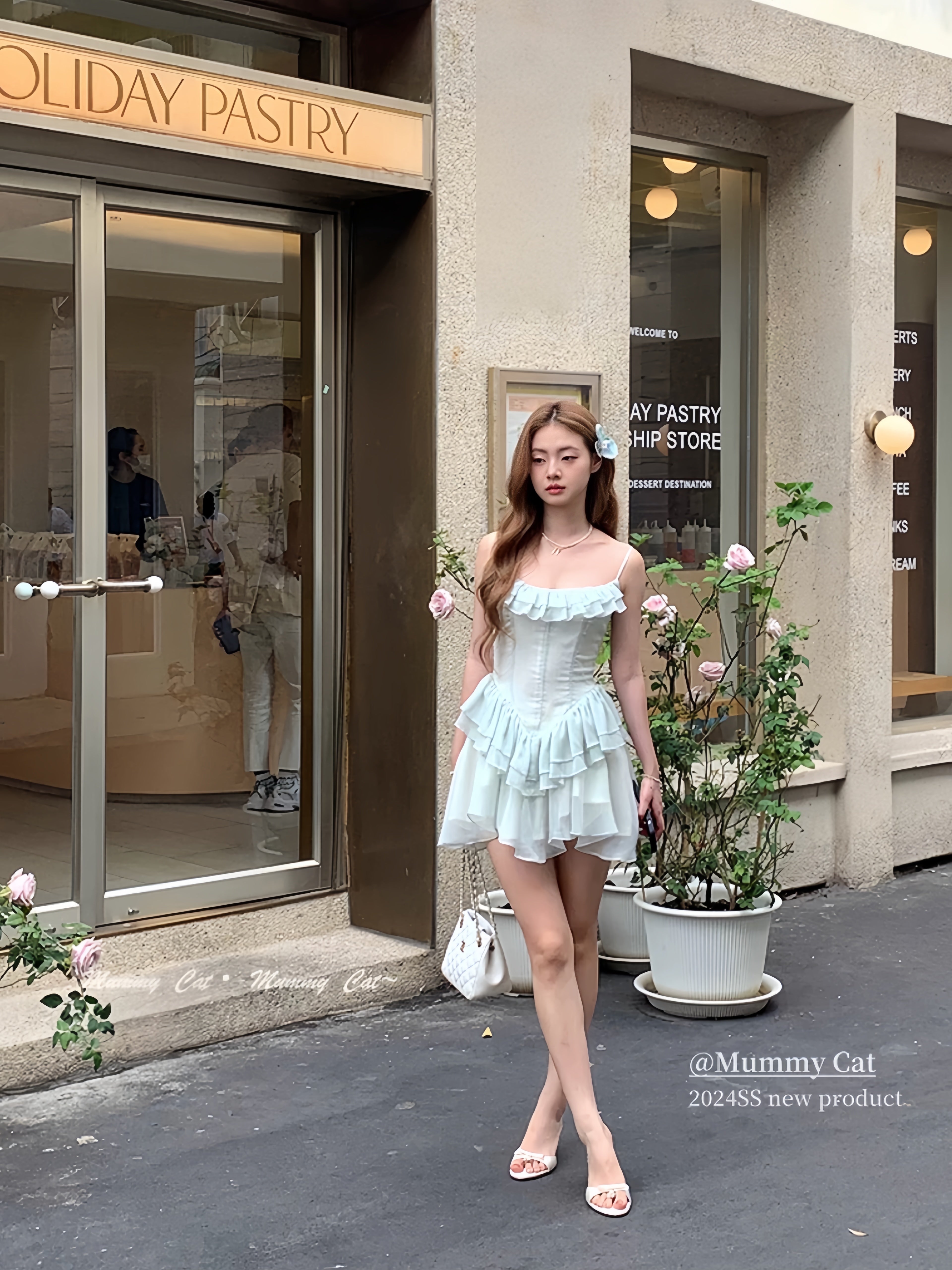 Get trendy with [Mummy Cat] Mint Petals Corset Mini Dress -  available at Peiliee Shop. Grab yours for $54 today!