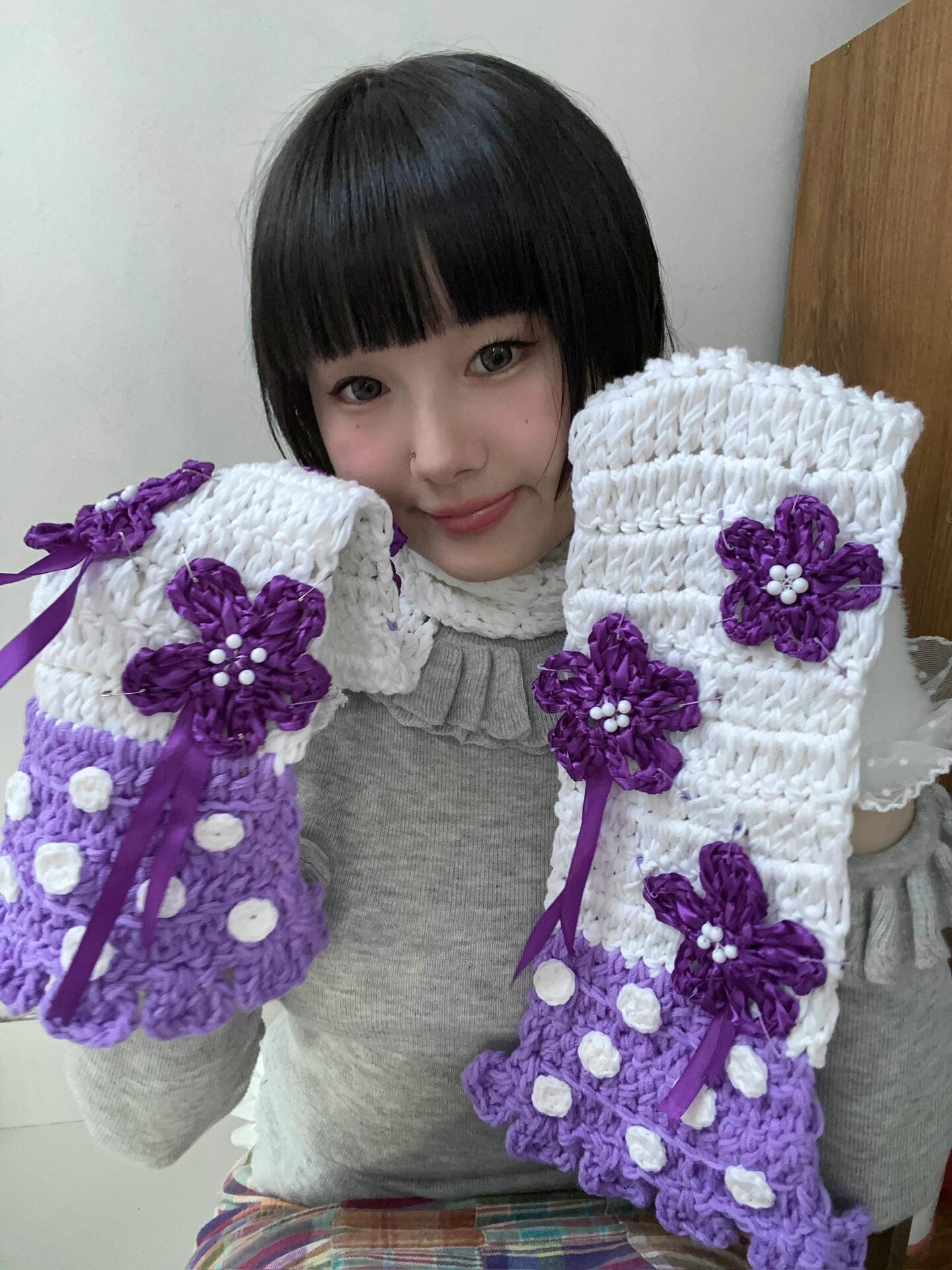 Get trendy with [Customized] Gokuraku Kimono Style Inspired Sakura Gloves Hand Knitted by Windoii -  available at Peiliee Shop. Grab yours for $28 today!