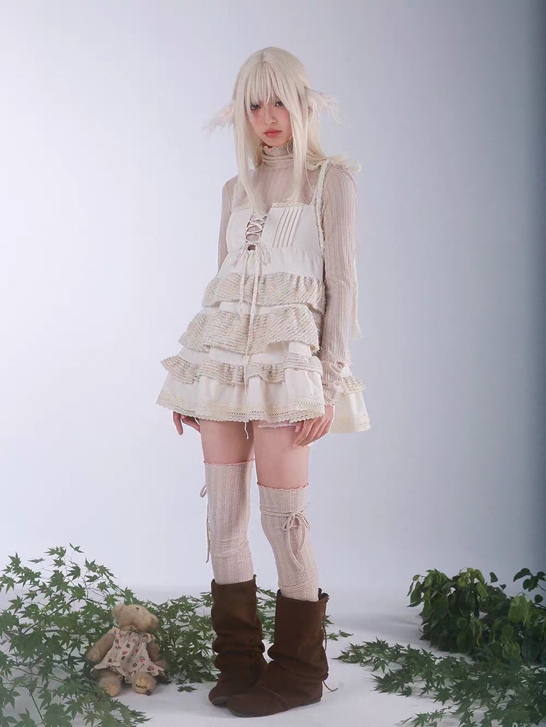 Get trendy with Kawaii Babydoll Below-knee Socks -  available at Peiliee Shop. Grab yours for $20 today!