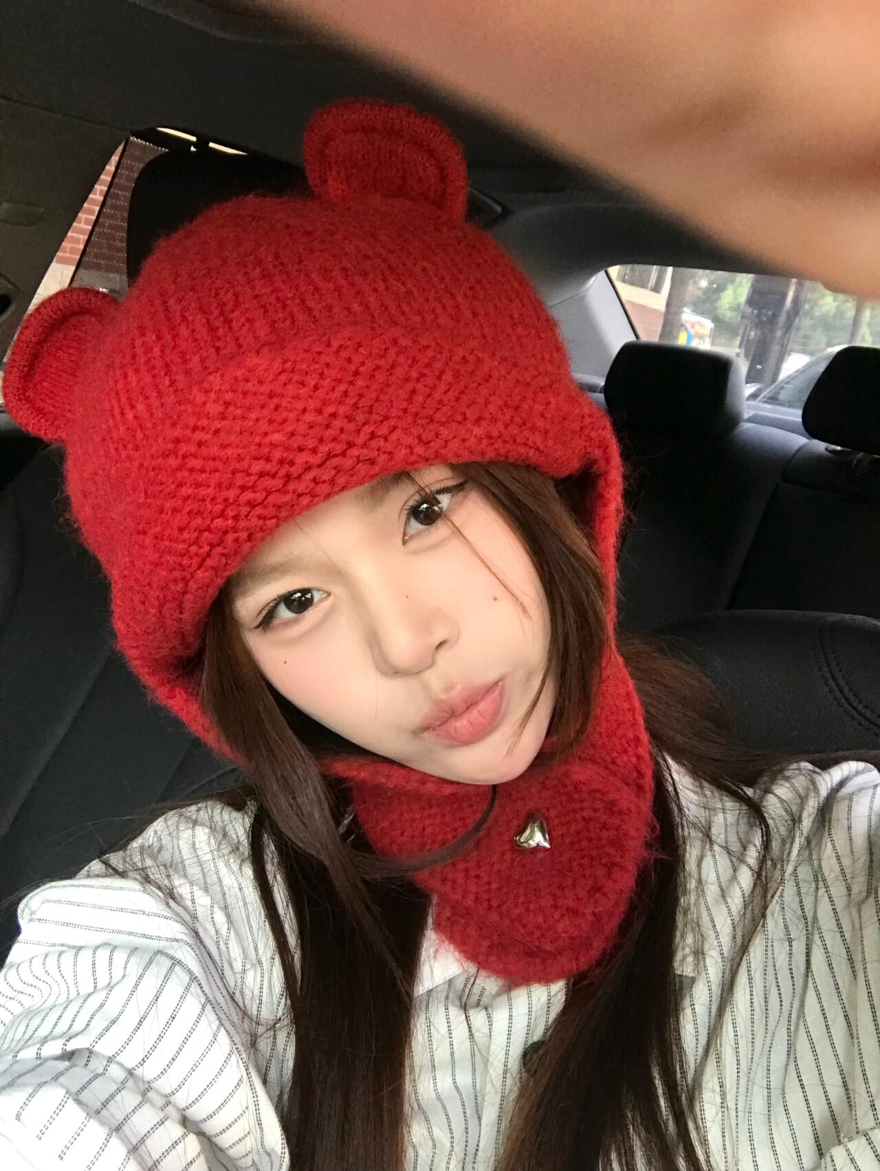 Get trendy with Christmas bear beanie with heart clip -  available at Peiliee Shop. Grab yours for $9.80 today!