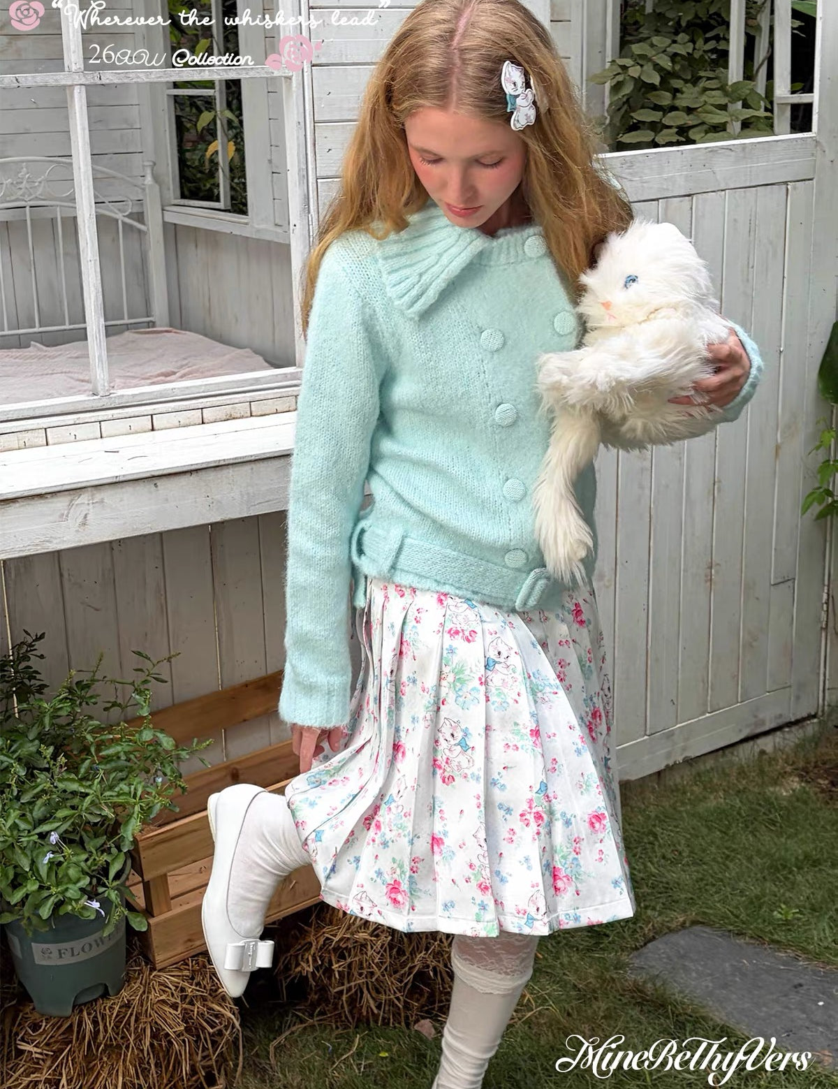 MineBeThyVers Kitty’s Flower Letter Skirt