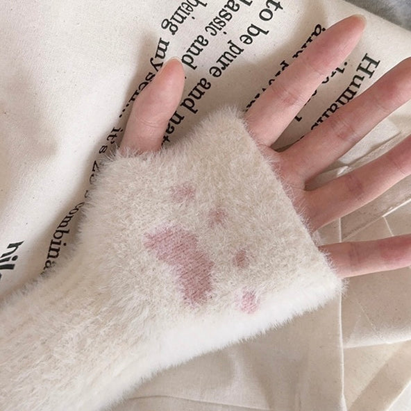 Get trendy with [Faux Fur] 5 Colors Sweet Kitty Paws-Pattern Gloves - Accessories available at Peiliee Shop. Grab yours for $9.90 today!