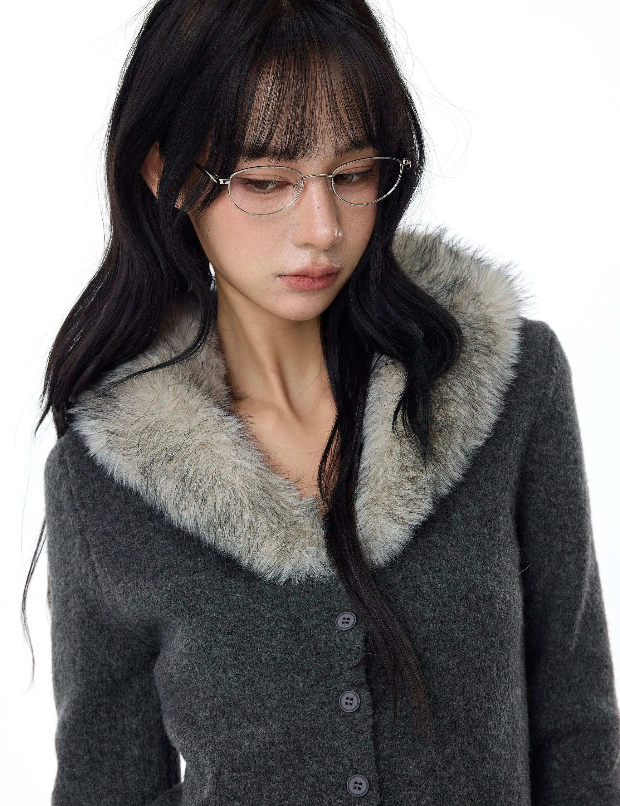[12% Off Pre-order at Checkout] Reabobo Detachable Faux-Fur Collar Cardigan