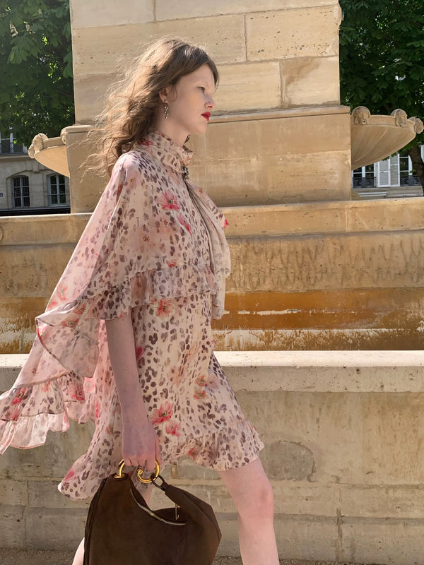 SPOII UNOSA Island Romance Linen Blend Leopard Floral Cape Dress