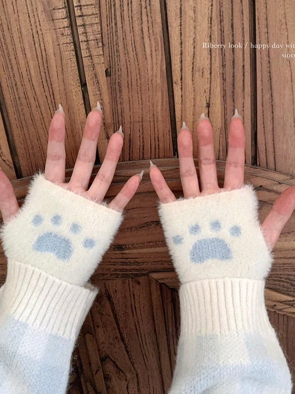 Get trendy with [Faux Fur] 5 Colors Sweet Kitty Paws-Pattern Gloves - Accessories available at Peiliee Shop. Grab yours for $9.90 today!