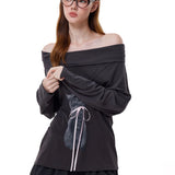 Reabobo Kitty Ribbon Off-shoulder Top