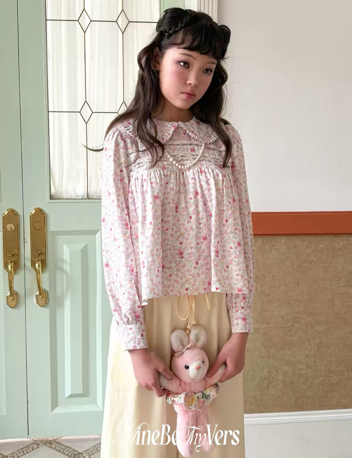 MineBeThyVers Floral Lace Peter Pan Collar Blouse