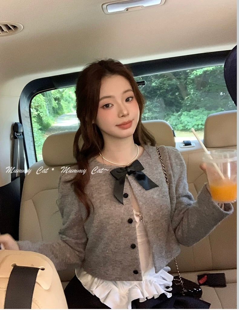 Get trendy with [Mummy Cat] Yoo-jin 유진 Ulzzang Girls Wool Blend Cardigan - Dress available at Peiliee Shop. Grab yours for $59.90 today!