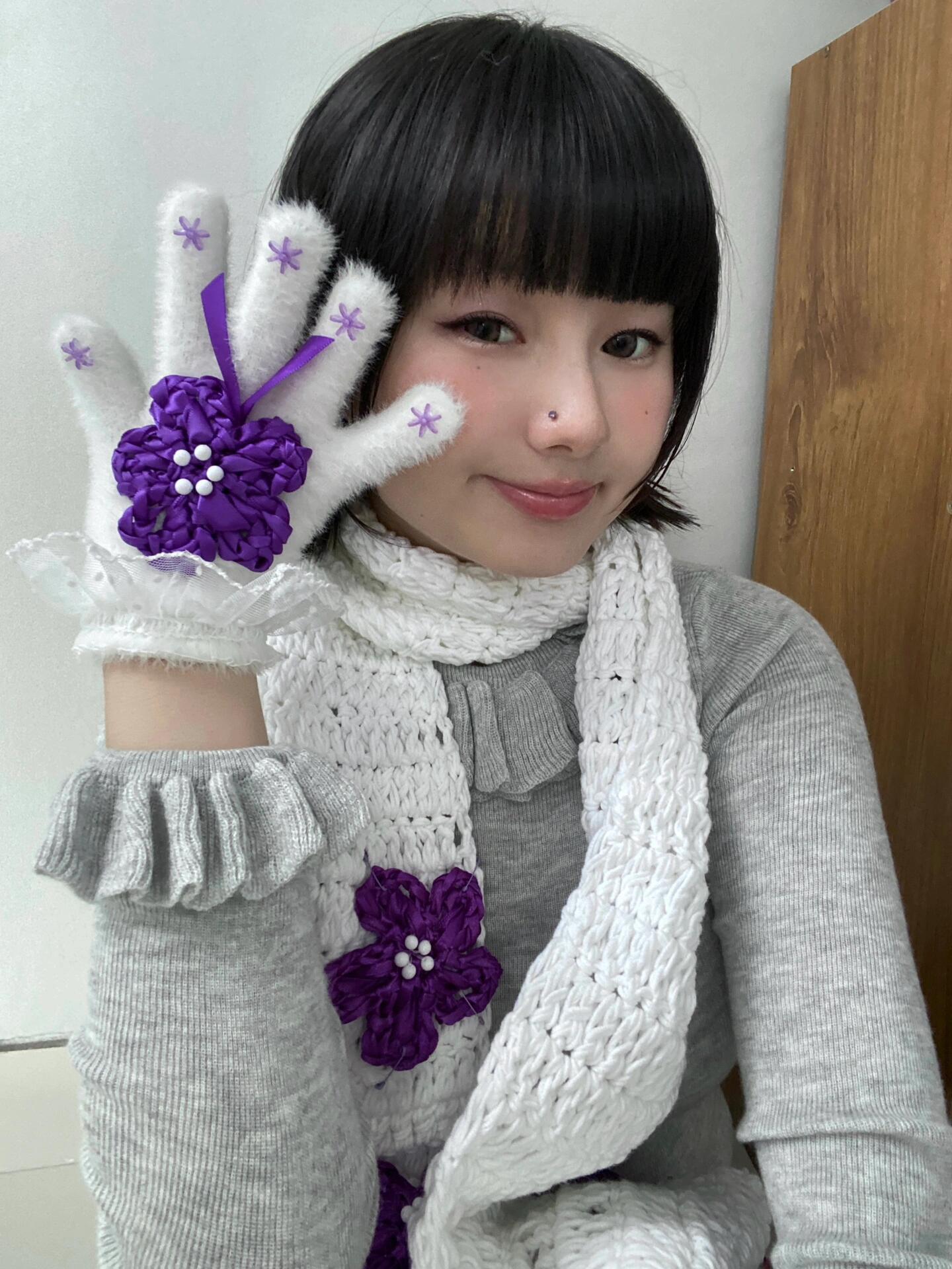 Get trendy with [Customized] Gokuraku Kimono Style Inspired Sakura Gloves Hand Knitted by Windoii -  available at Peiliee Shop. Grab yours for $28 today!