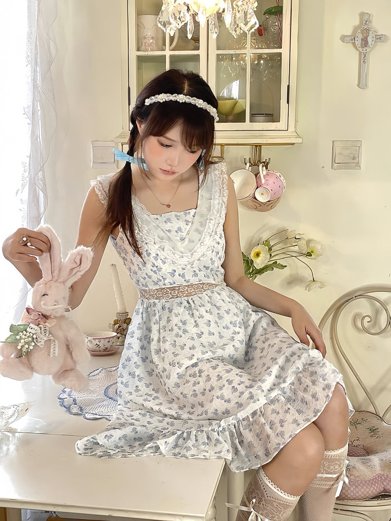 Get trendy with Cottage Fairyland Floral Cotton Dress -  available at Peiliee Shop. Grab yours for $39.90 today!