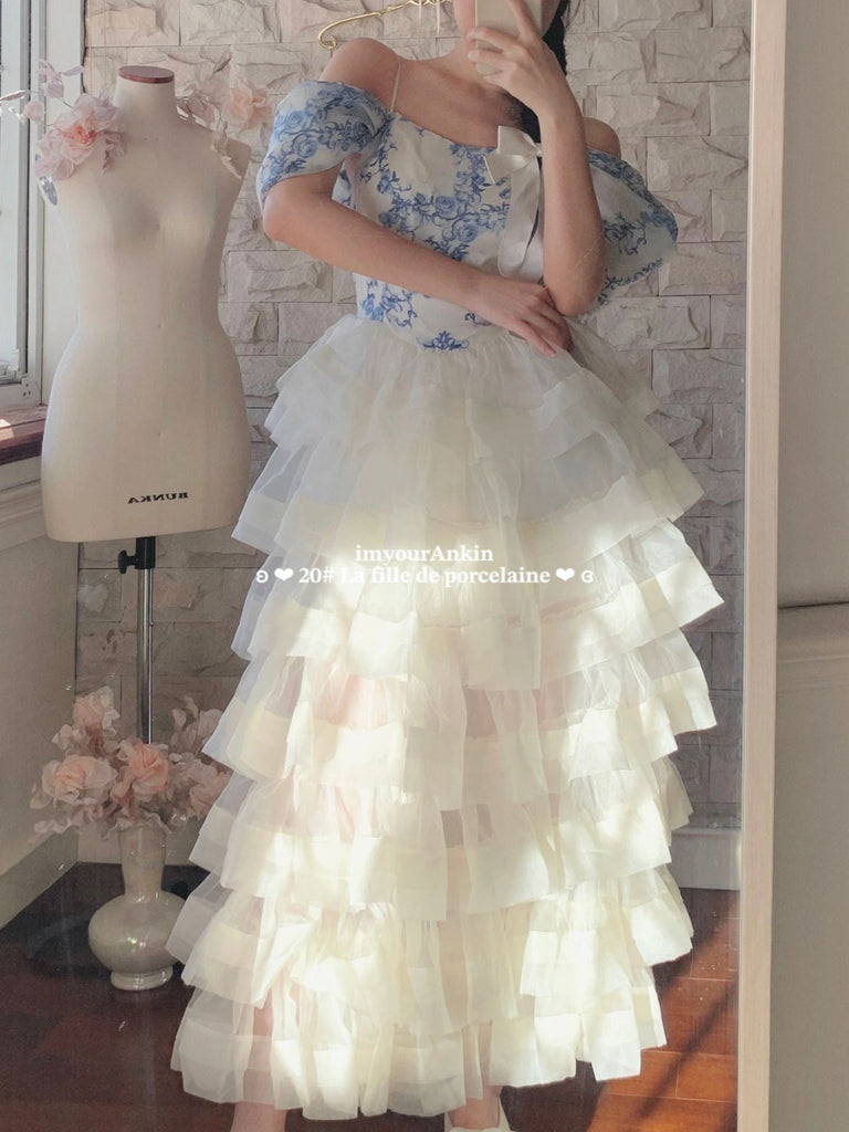 Get trendy with [Haute couture] La Fille De Porcelaine Wedding Dress New Vintage Dress Handmade By Ankin -  available at Peiliee Shop. Grab yours for $499 today!