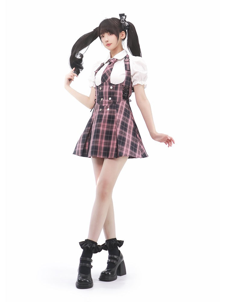 Get trendy with [Damngirl]The Charming Schoolgirl Set -  available at Peiliee Shop. Grab yours for $65 today!