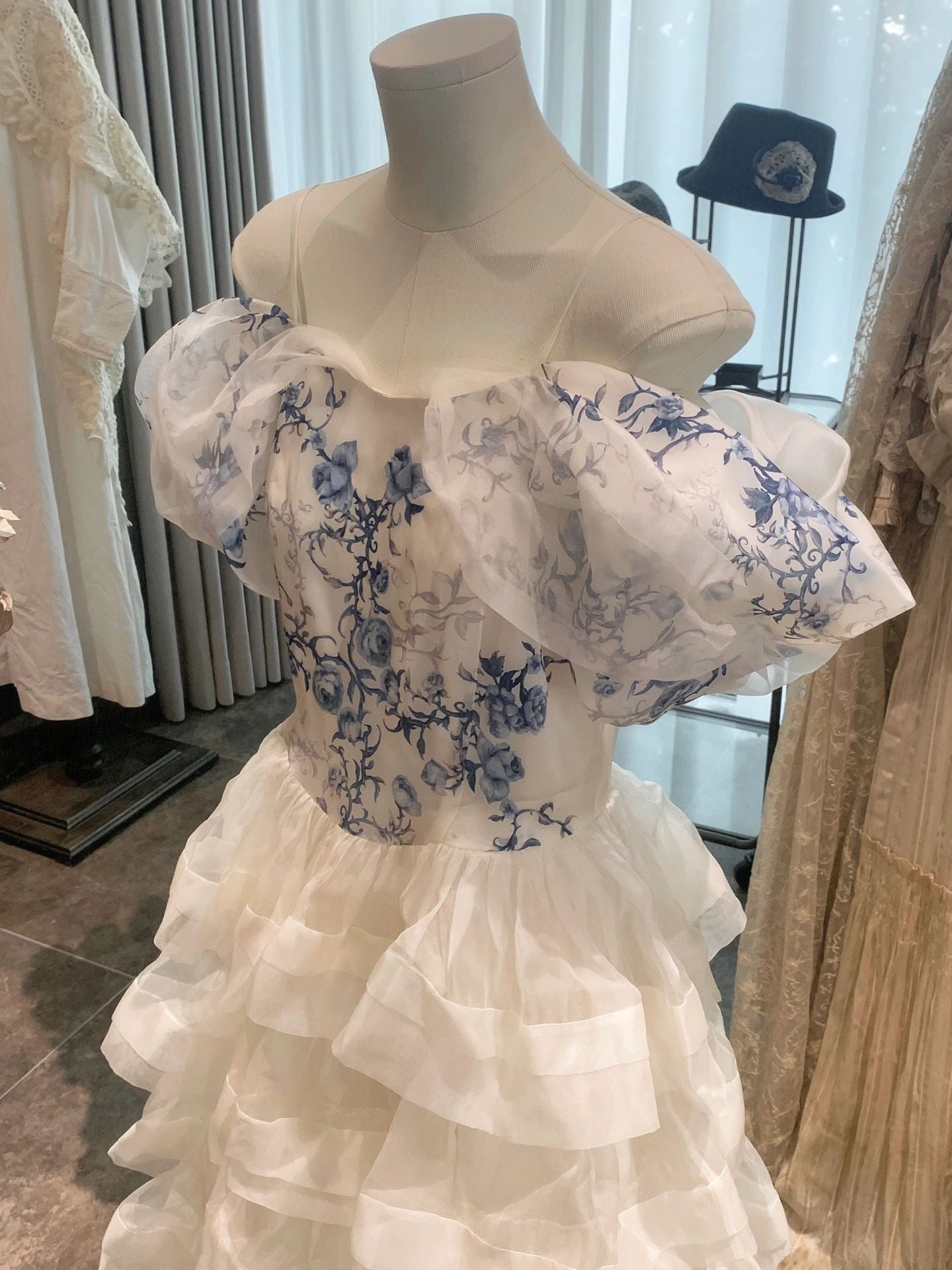 Get trendy with [Haute couture] La Fille De Porcelaine Wedding Dress New Vintage Dress Handmade By Ankin -  available at Peiliee Shop. Grab yours for $499 today!