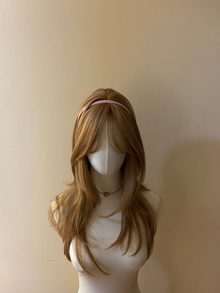 Get trendy with Jessica Daily Wig Light Brown -  available at Peiliee Shop. Grab yours for $26.80 today!
