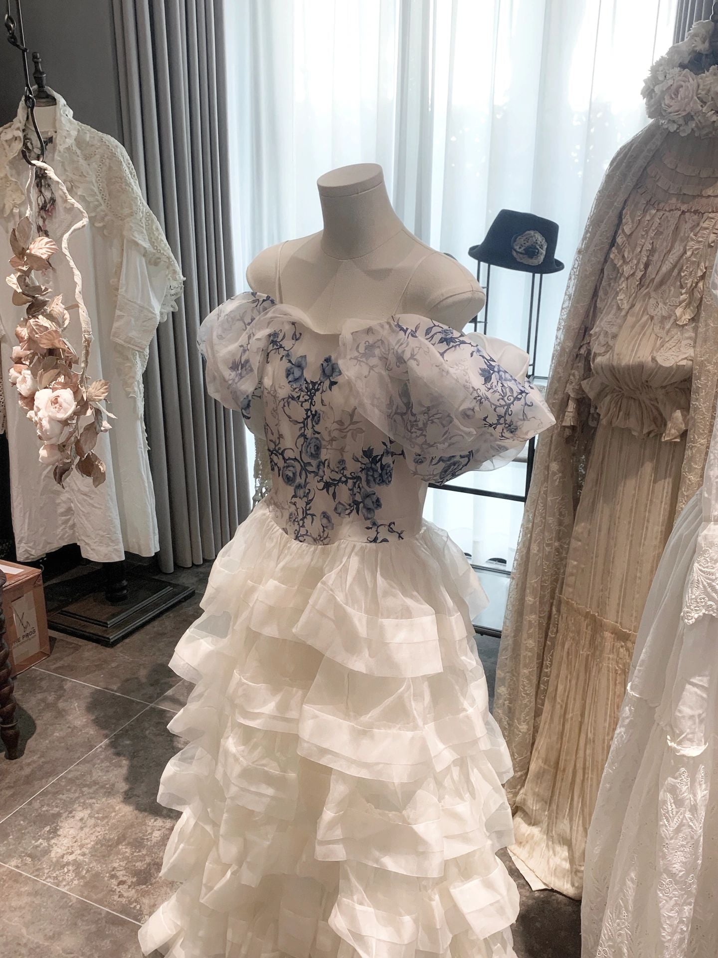 Get trendy with [Haute couture] La Fille De Porcelaine Wedding Dress New Vintage Dress Handmade By Ankin -  available at Peiliee Shop. Grab yours for $499 today!