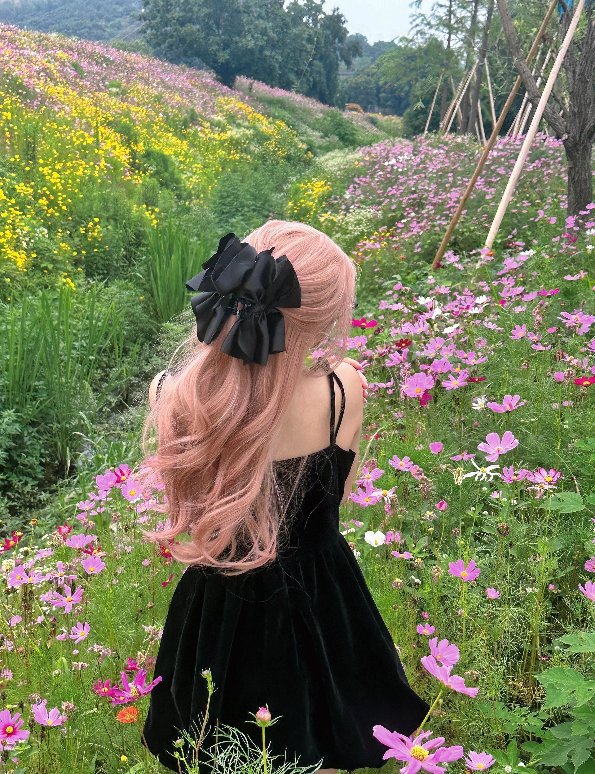 Get trendy with BlackPink Rose Hair Style Daily Wig -  available at Peiliee Shop. Grab yours for $26.80 today!