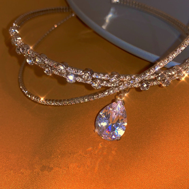 Get trendy with True Princess’s Crystal Tear Drop Choker Crown -  available at Peiliee Shop. Grab yours for $8.80 today!