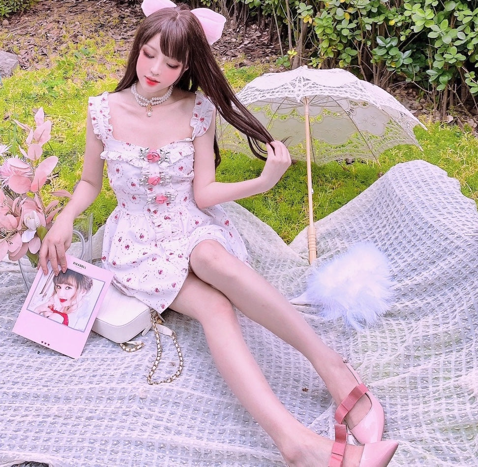 Get trendy with Floral princess mini dress -  available at Peiliee Shop. Grab yours for $39 today!