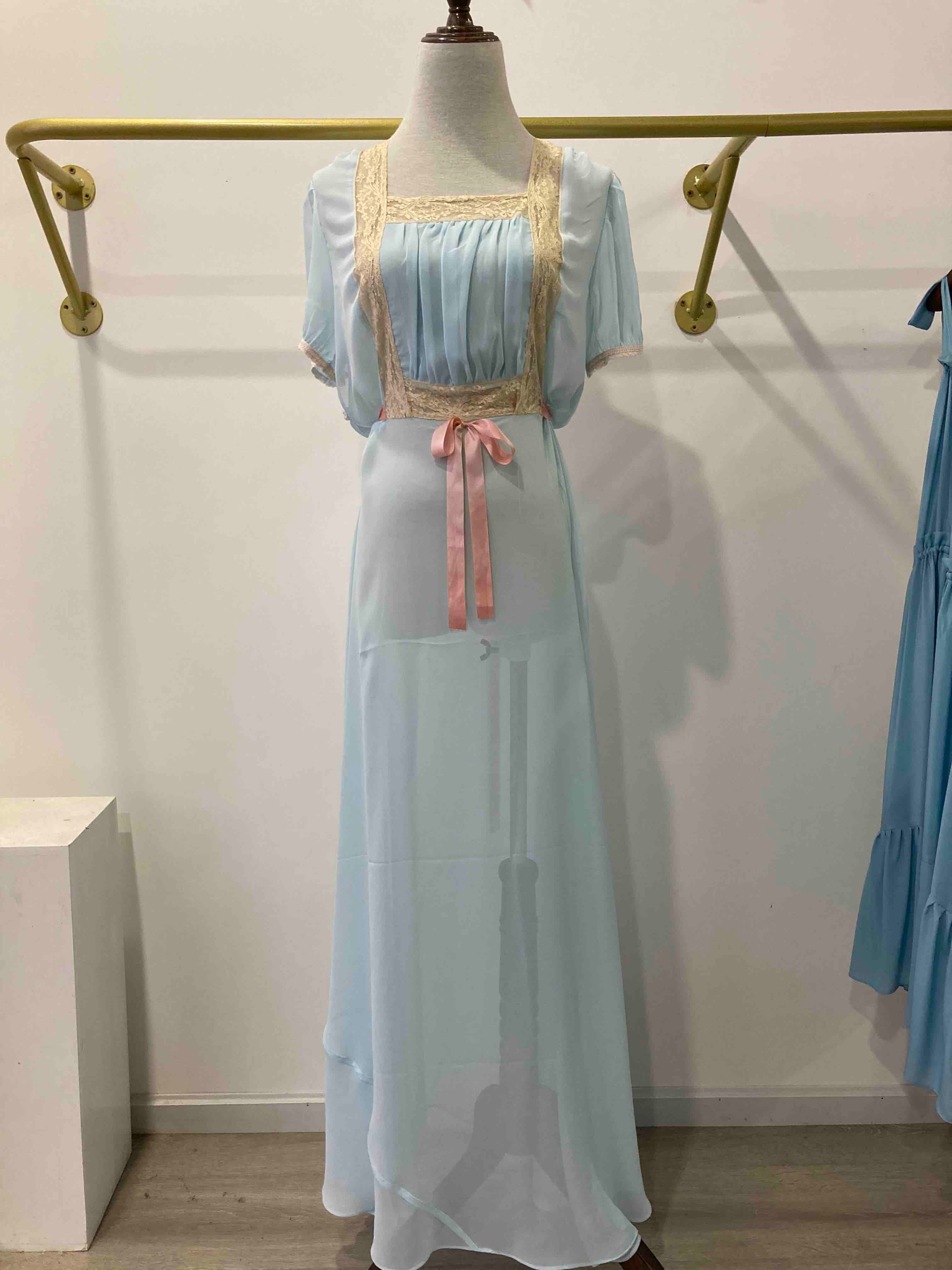 Get trendy with [Customized] Angelic Garden Vintage Gown Dress - Dress available at Peiliee Shop. Grab yours for $95 today!