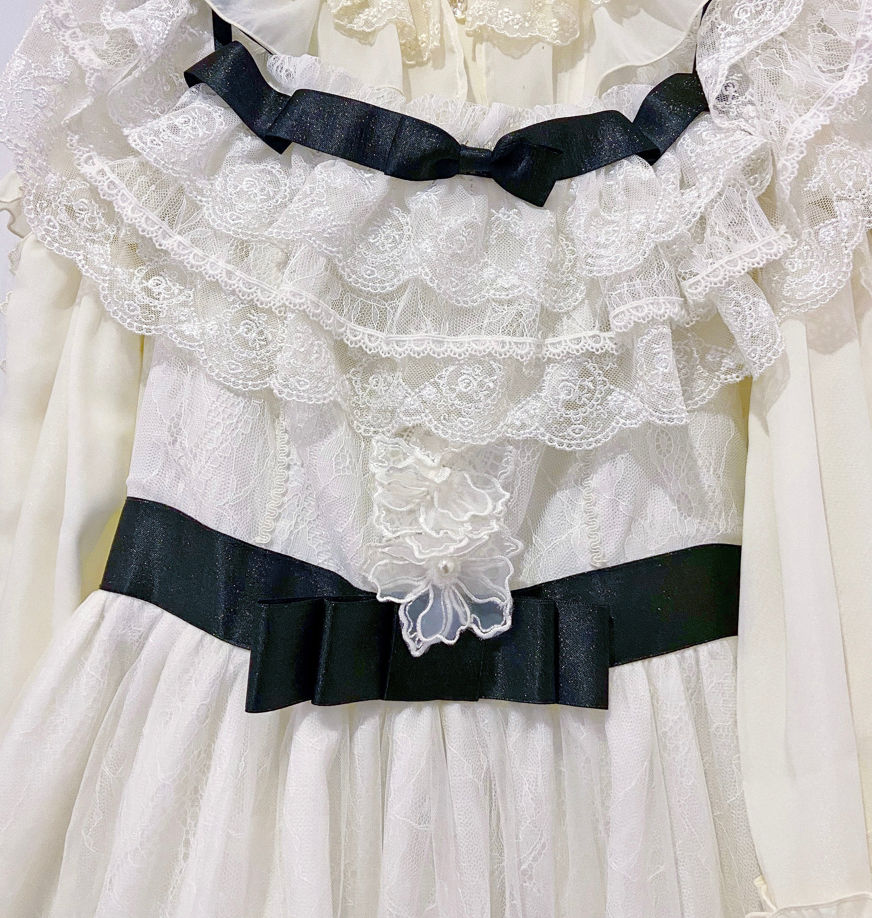 Get trendy with [Premium Selected] Pre-order April arrives as promised Dress Gown - Dresses available at Peiliee Shop. Grab yours for $69.90 today!