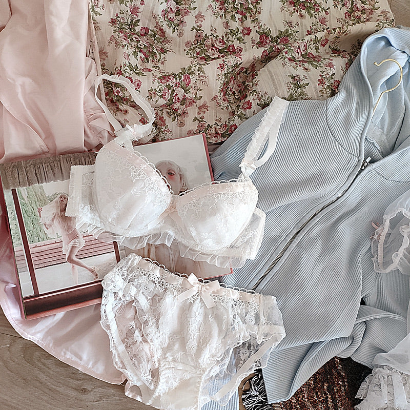 Get trendy with Angel Ribbon for stars and roses Bra Set - lingerie available at Peiliee Shop. Grab yours for $26 today!