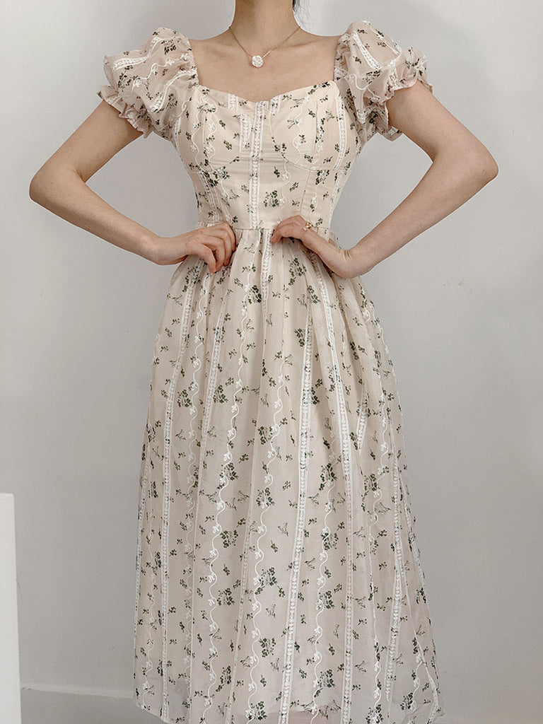 Walking in the garden floral dress - Premium Dresses from Vintage Inspired - Just $28.00! Shop now at Peiliee Shop