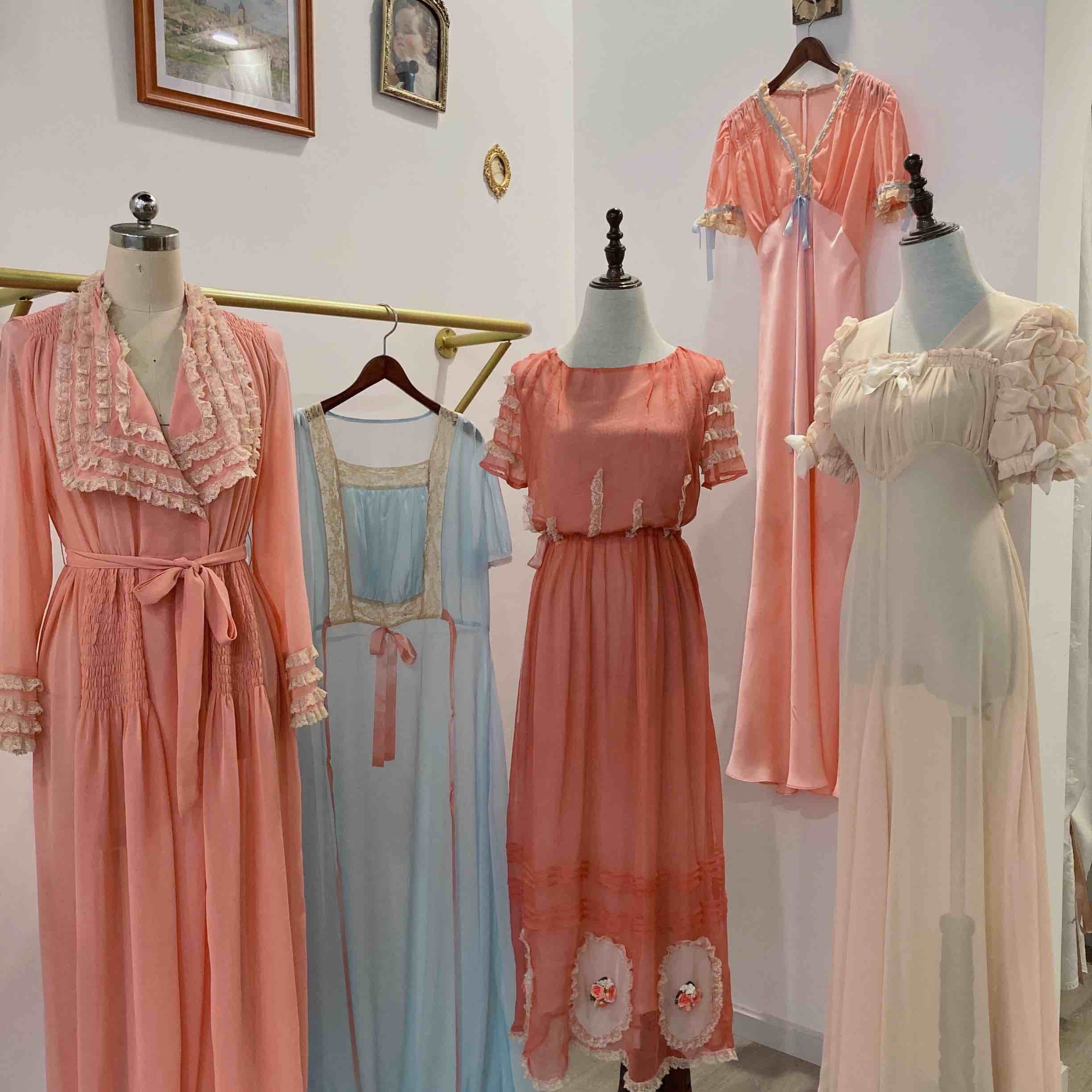 Get trendy with [Customized] Angelic Garden Vintage Gown Dress - Dress available at Peiliee Shop. Grab yours for $95 today!