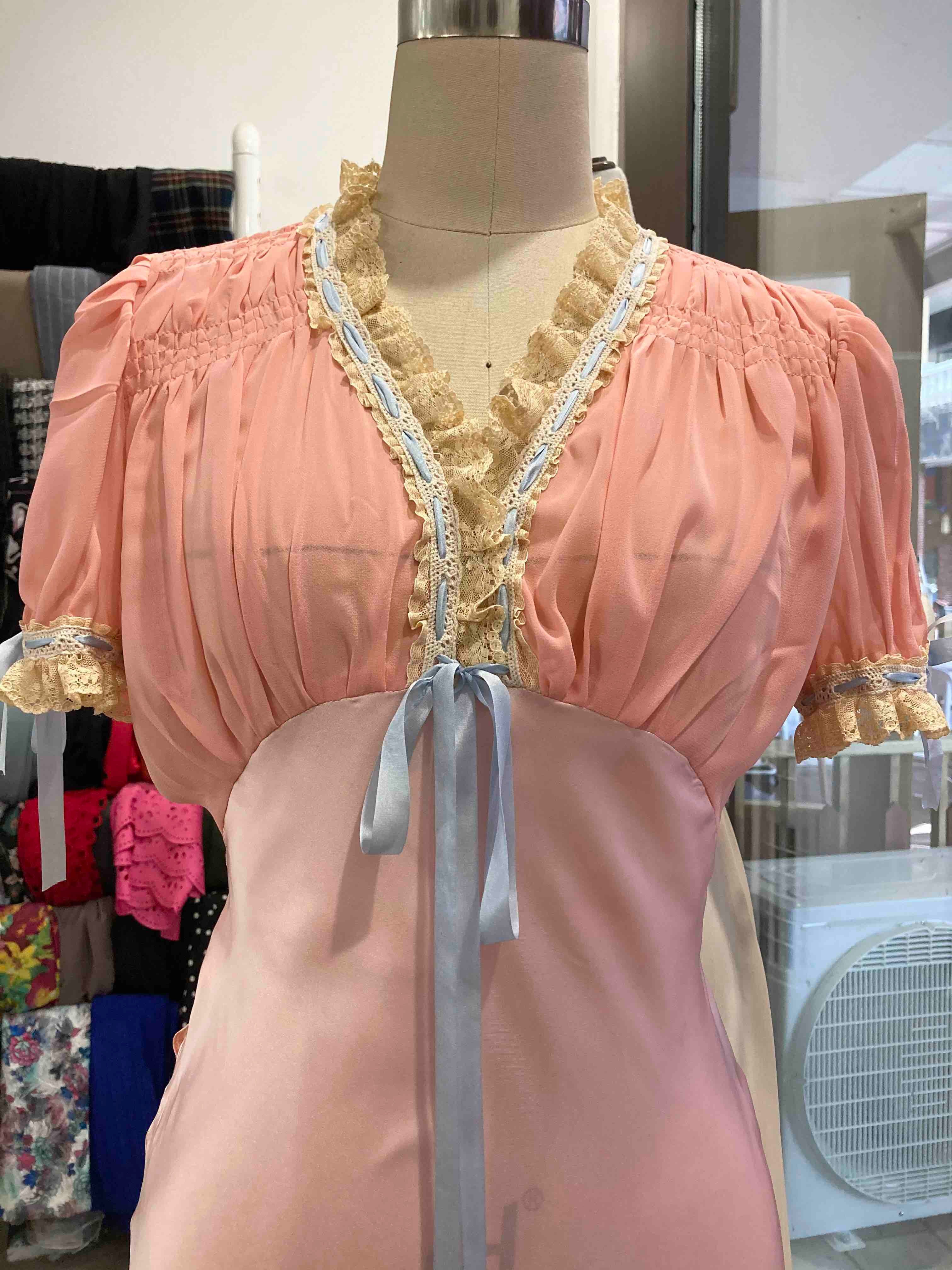 Get trendy with [Customized] Angelic Garden Vintage Gown Dress - Dress available at Peiliee Shop. Grab yours for $95 today!