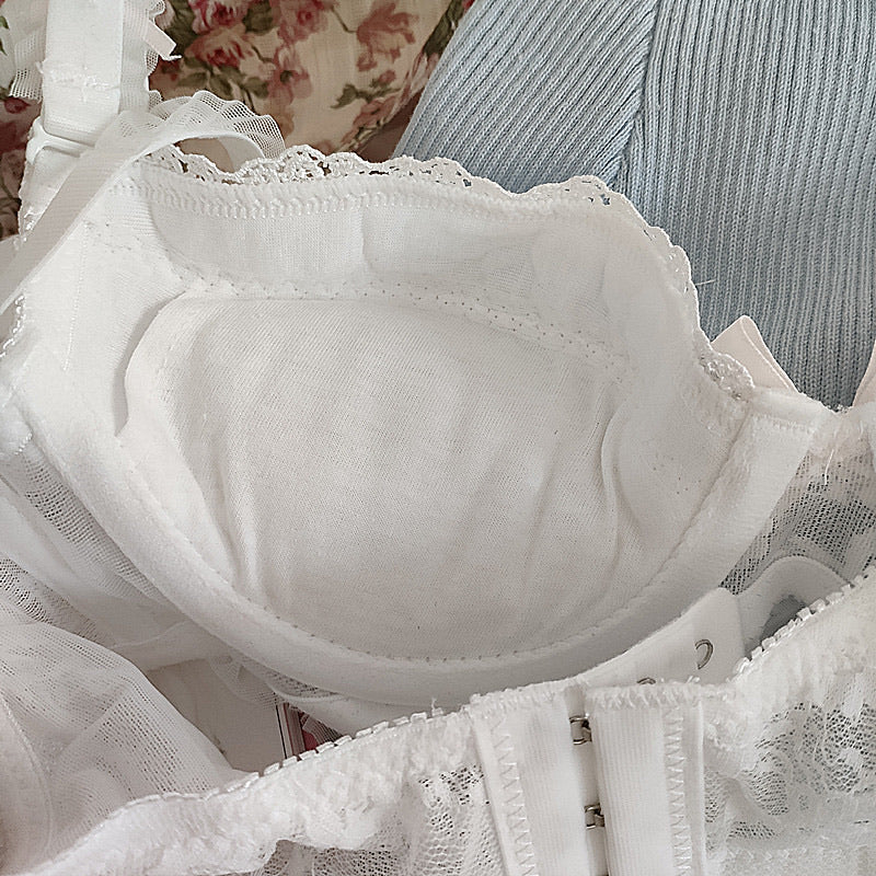 Get trendy with Angel Ribbon for stars and roses Bra Set - lingerie available at Peiliee Shop. Grab yours for $26 today!