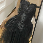 Get trendy with [Basic] Gothic Dreams Lace Corset - Corset available at Peiliee Shop. Grab yours for $24 today!
