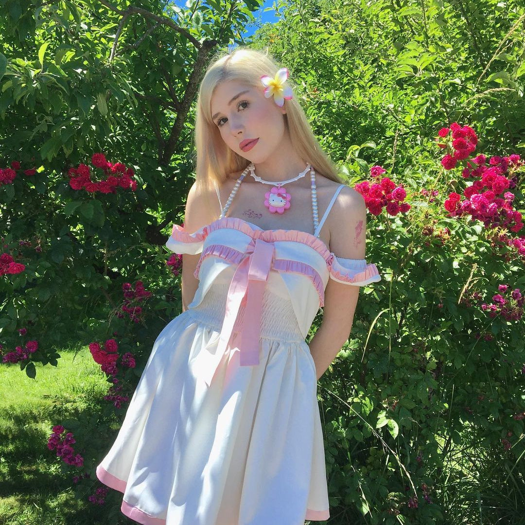Get trendy with [Pre-order] Ribbon Babydoll Mini Dress -  available at Peiliee Shop. Grab yours for $45 today!