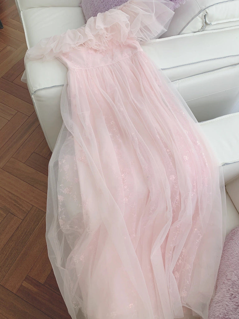 Get trendy with [Couture] Sakura Romance Pink Bridal Dress -  available at Peiliee Shop. Grab yours for $139.90 today!
