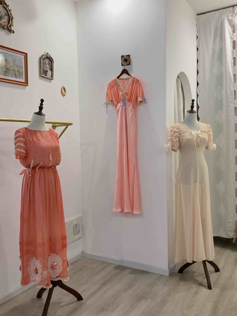 Get trendy with [Customized] Angelic Garden Vintage Gown Dress - Dress available at Peiliee Shop. Grab yours for $95 today!